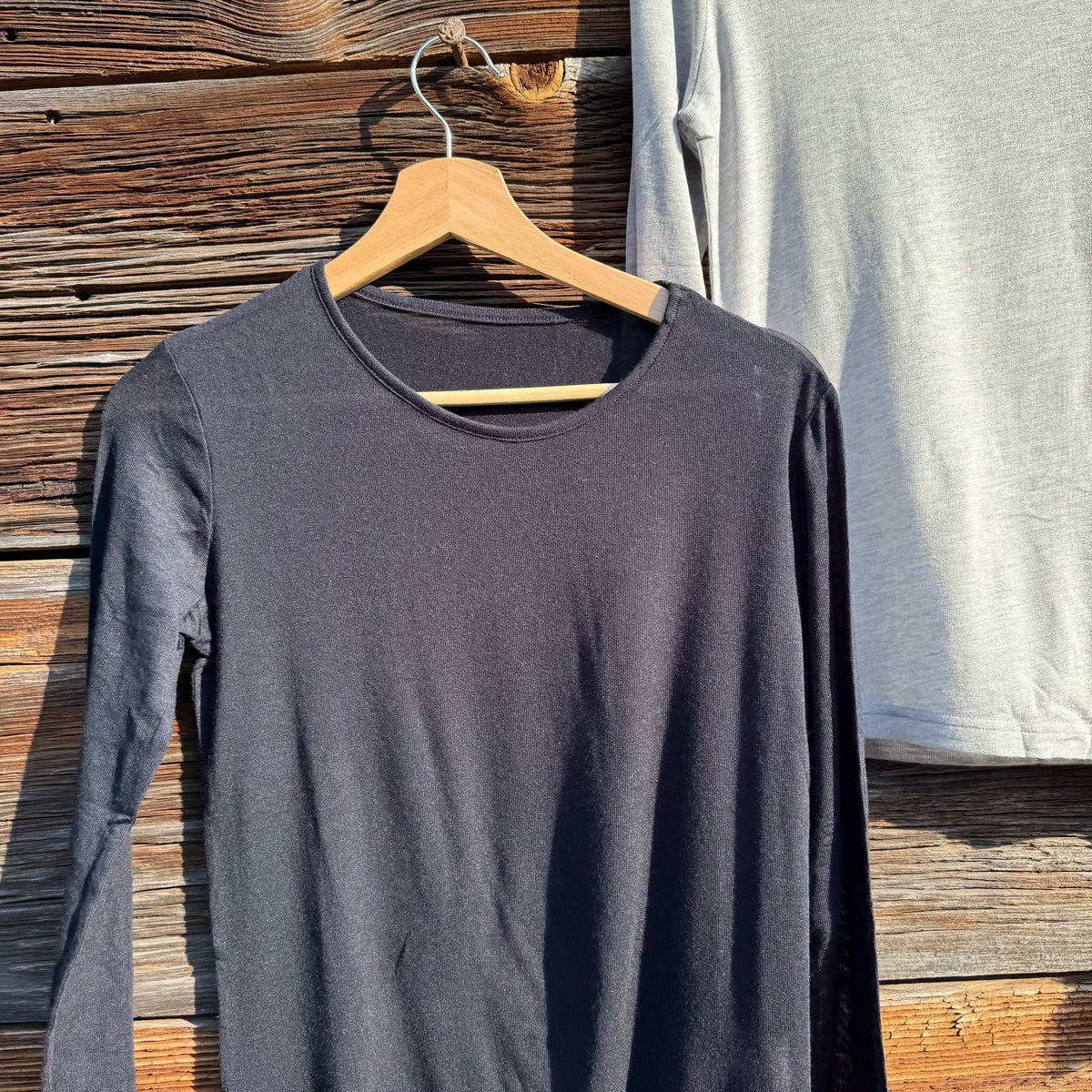 Silk Cashmere Blend Long Sleeve Crew Neck Top – Upstate MN