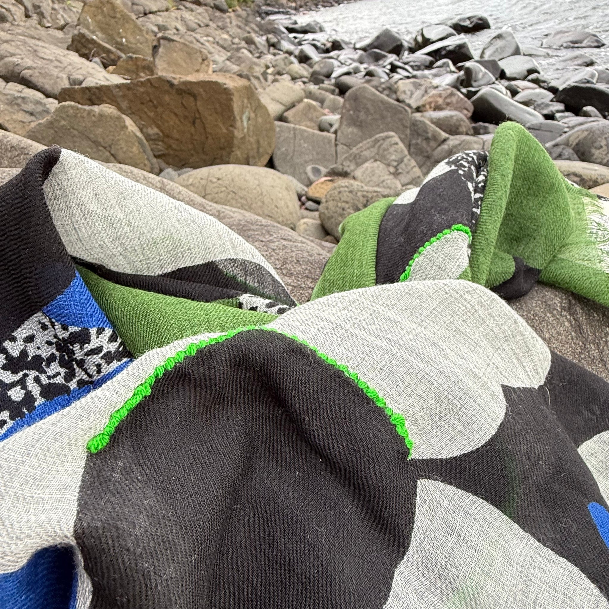 2025 Wool Eternel Scarf by Mapoesie