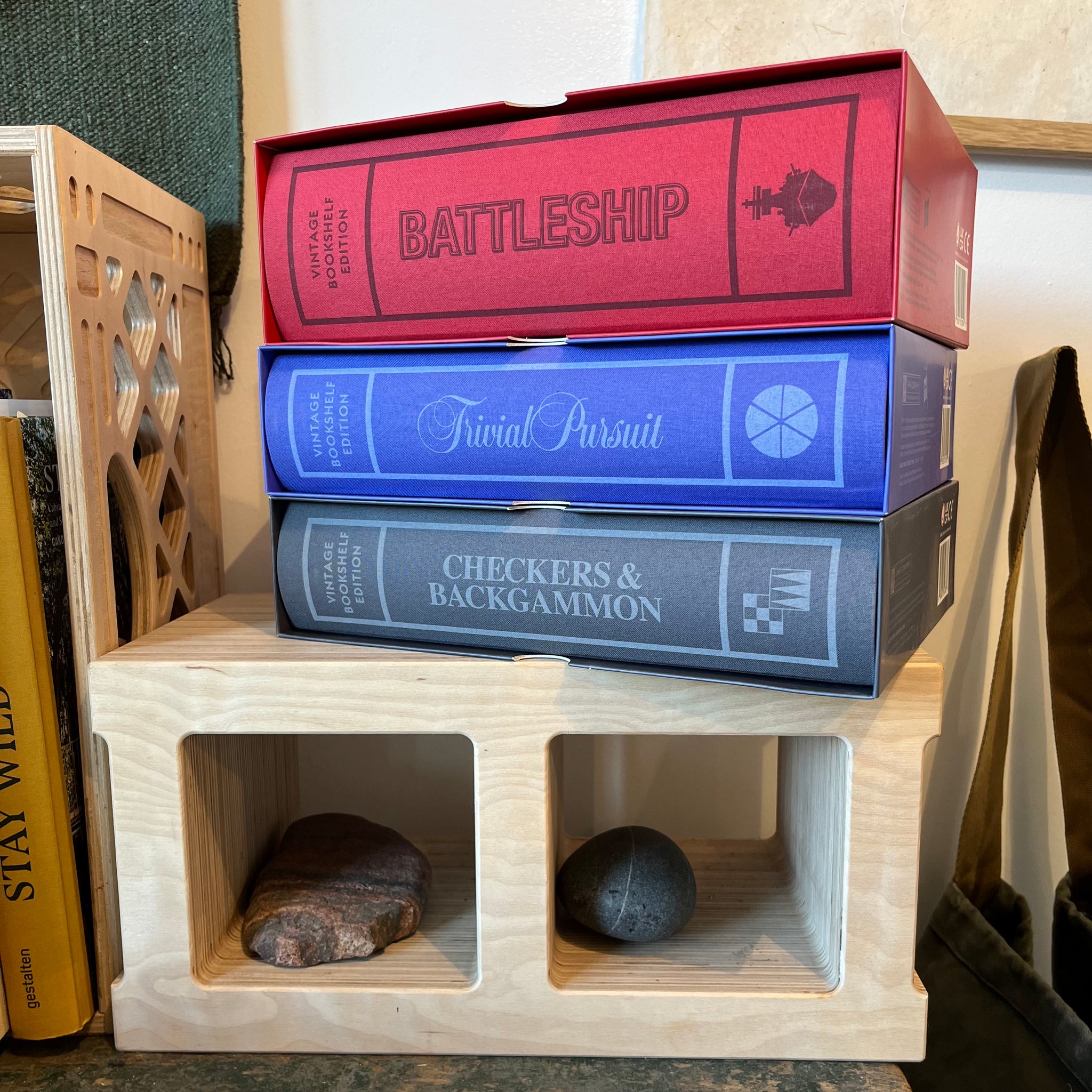 Vintage Bookshelf Edition Games by WS games