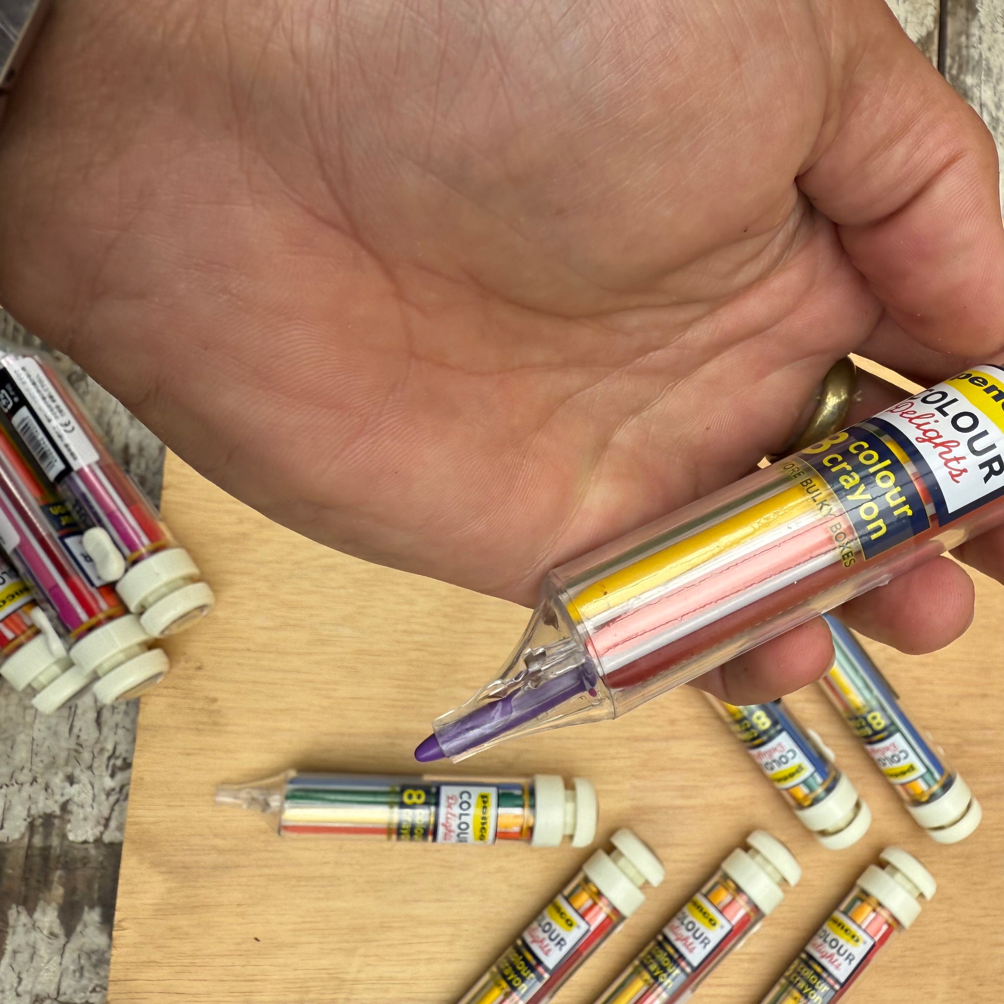 8 Color Crayon by Penco