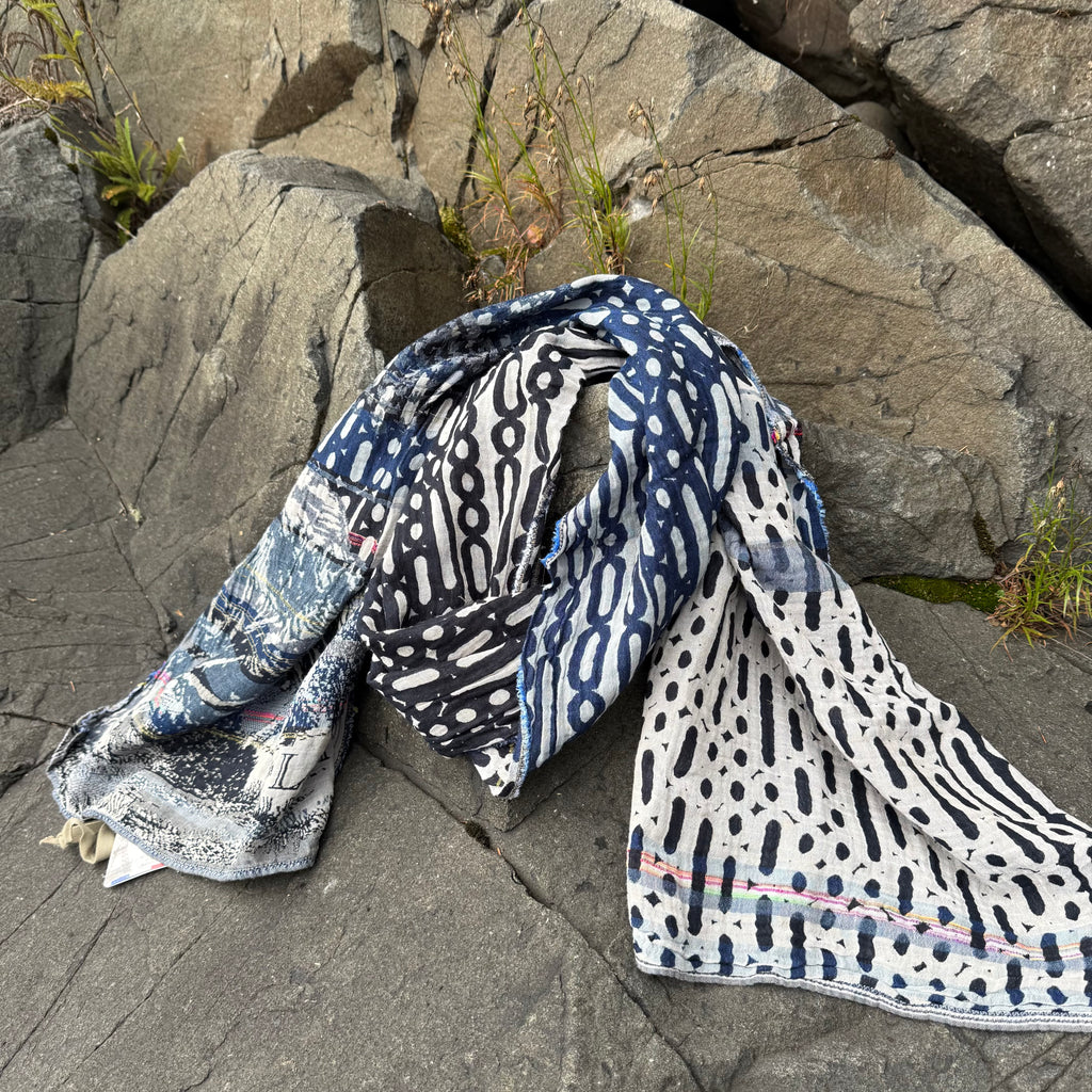 Anselme Jacquard Scarf in Abysses by Letol