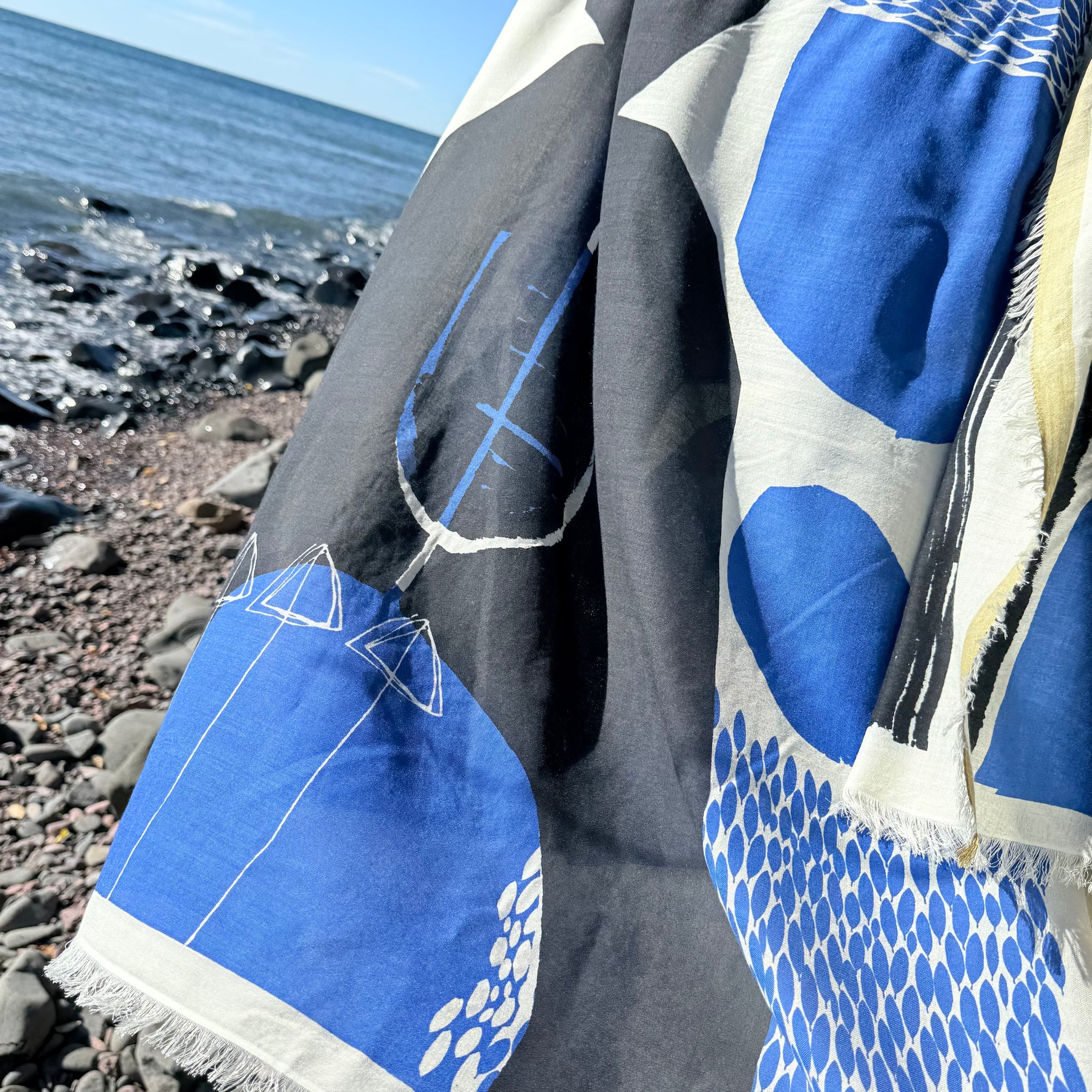 Arrow Merino Scarf in Magpie by Susy Pilgrim Waters