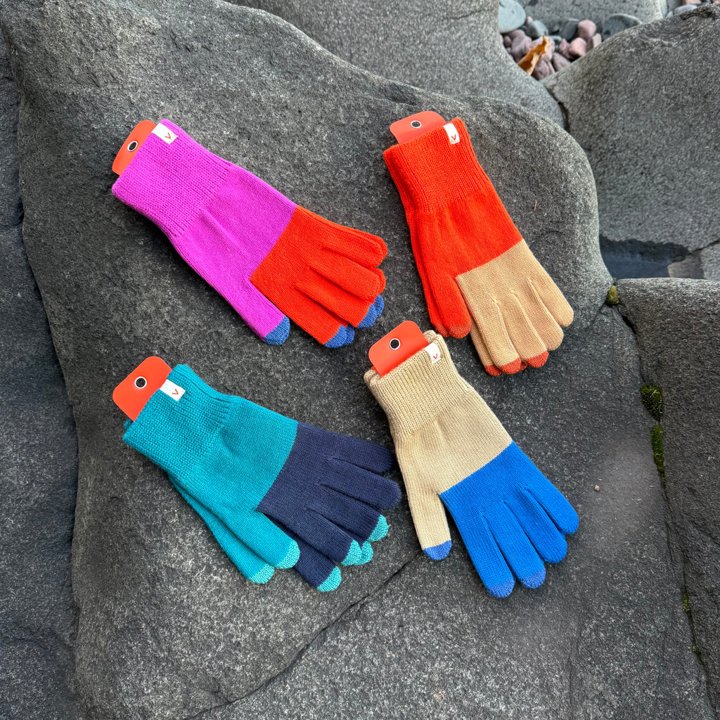 Color Block Touch Screen Gloves by Verloop Knits