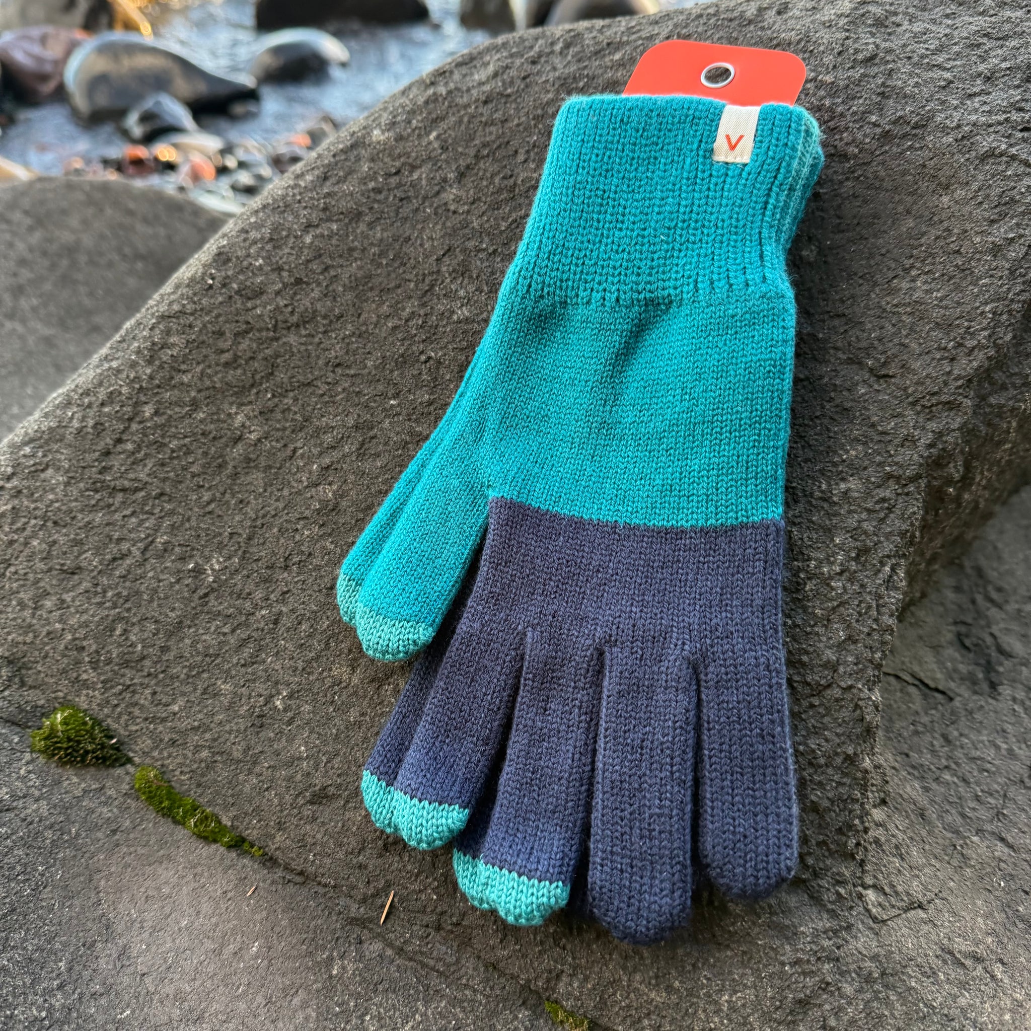 Color Block Touch Screen Gloves by Verloop Knits