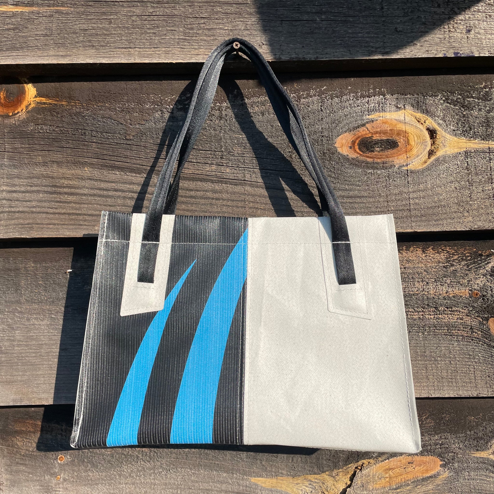 Executive Dome Bag 8 by People for Urban Progress
