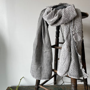Gabrielle Pattern Jacquard Scarf in Blanc by Letol