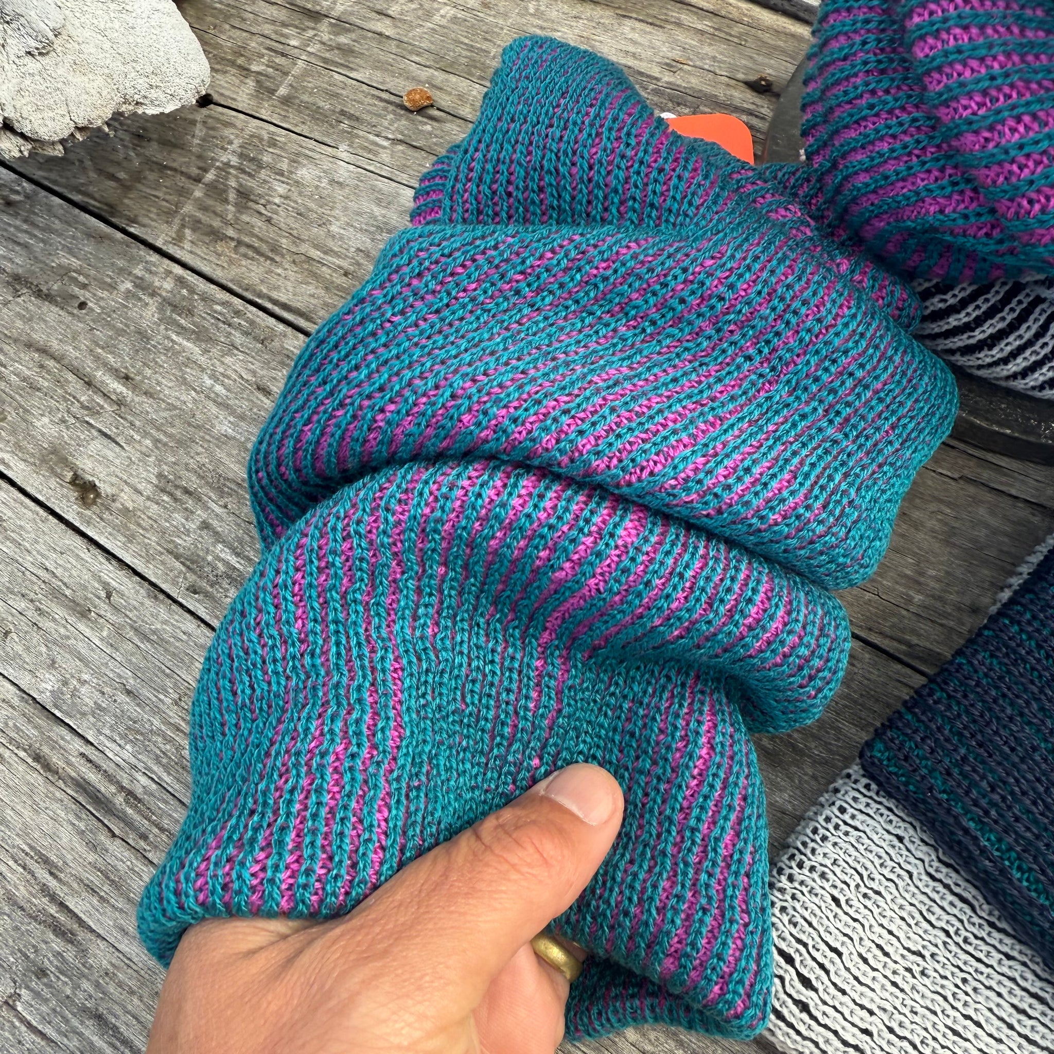 Knit Snood (Scarf) by Verloop Knits