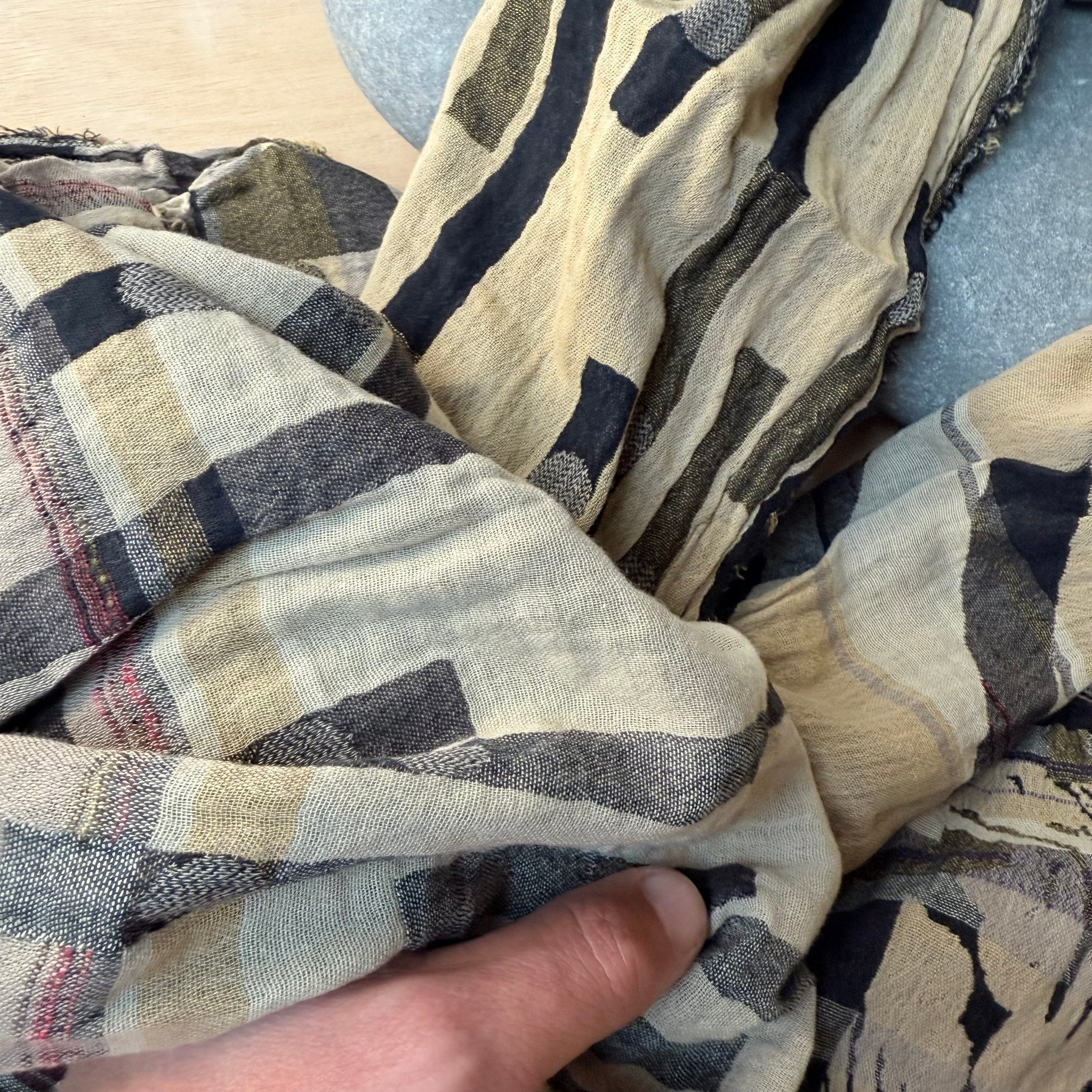 Nicolas Jacquard Scarf in Black Gold by Letol