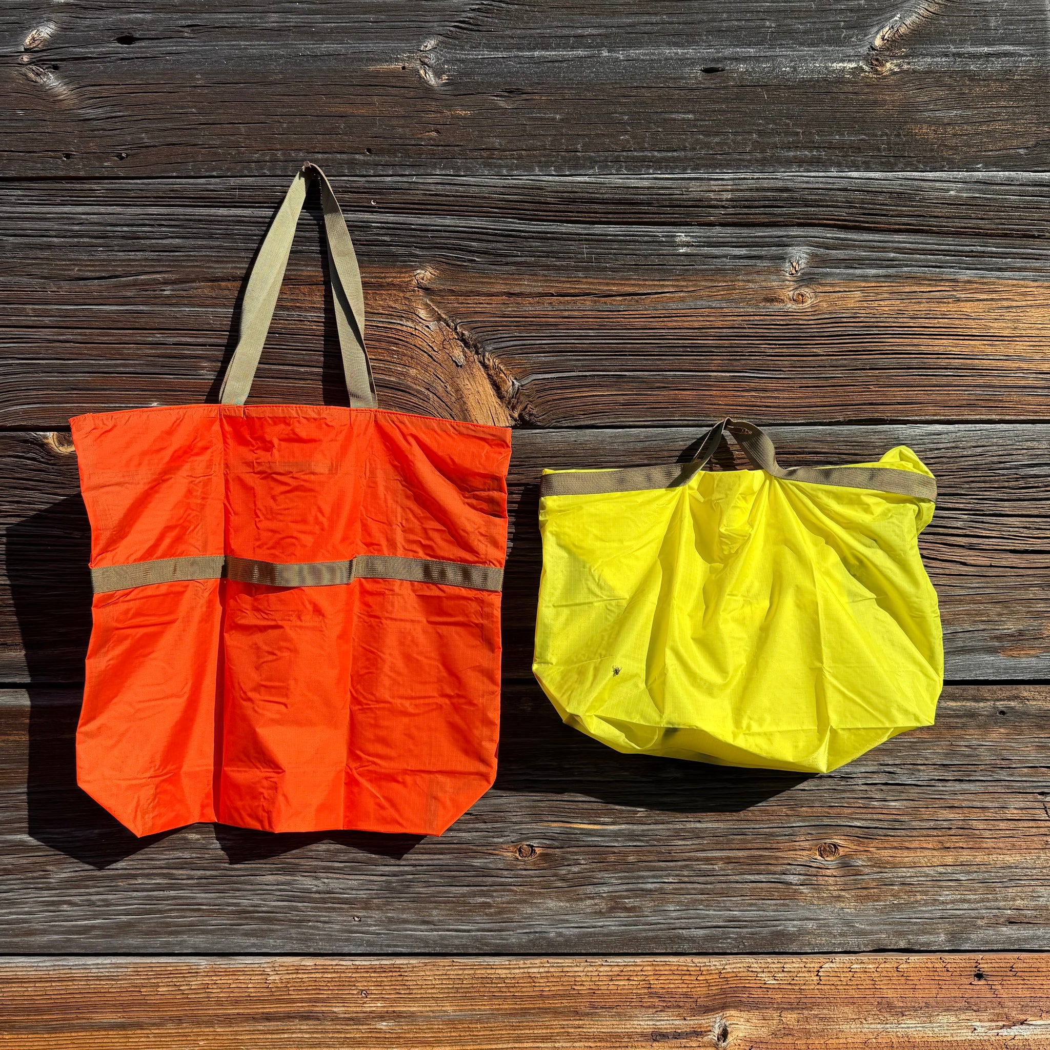 Nylon Ripstop Medium  2-way Bag by 8.6.4 Design