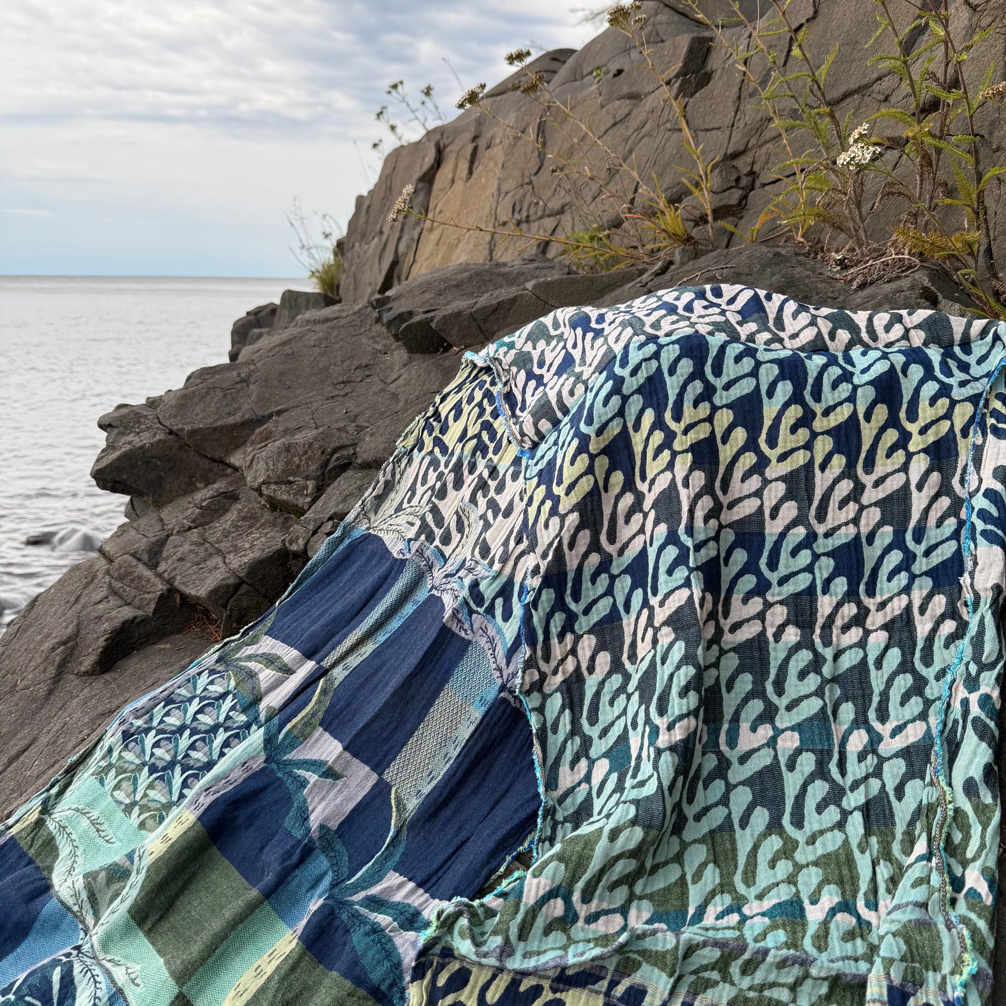Pascal Jacquard Scarf in Navy by Letol