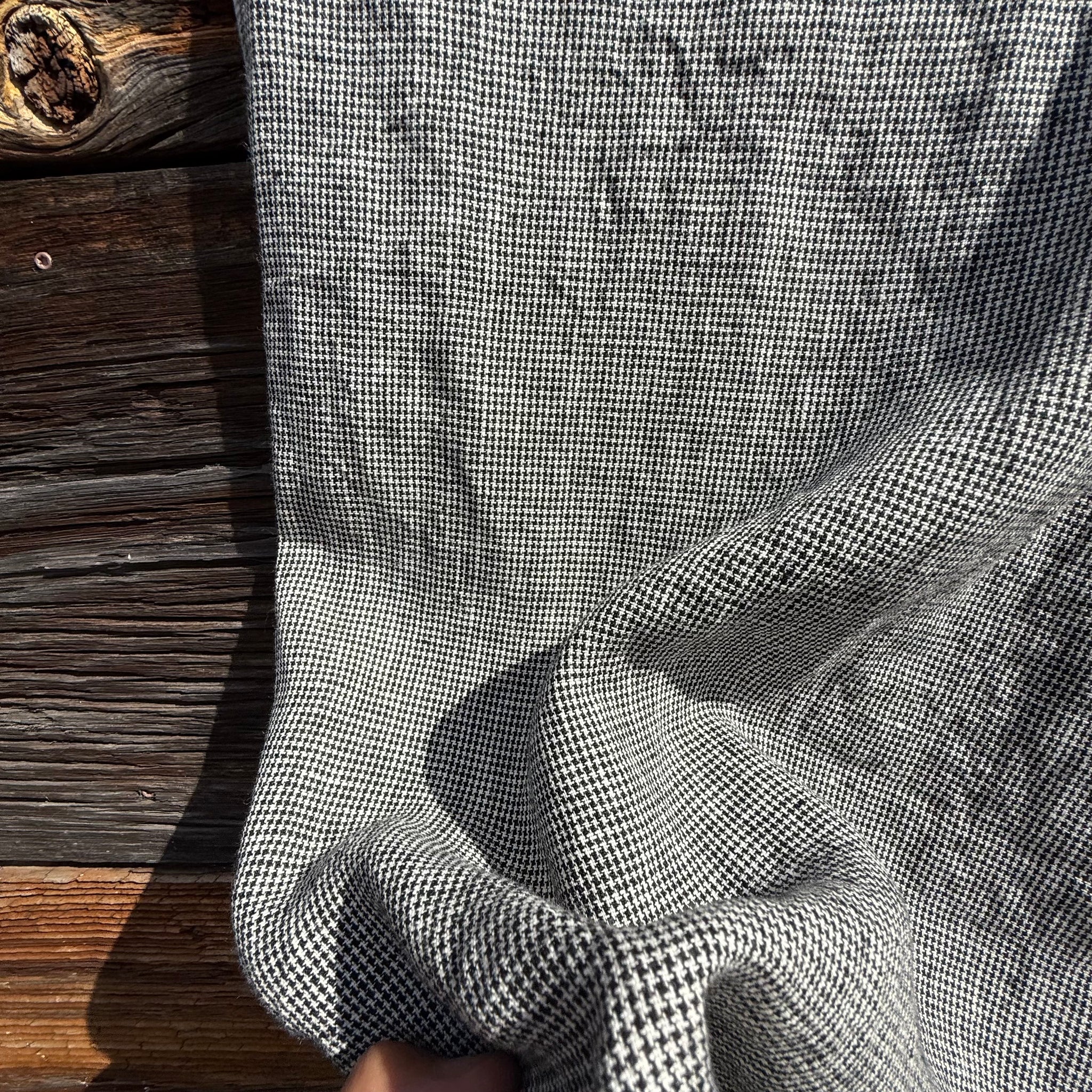 Tuz Fringe Linen Scarf in Houndstooth by Fog Linen