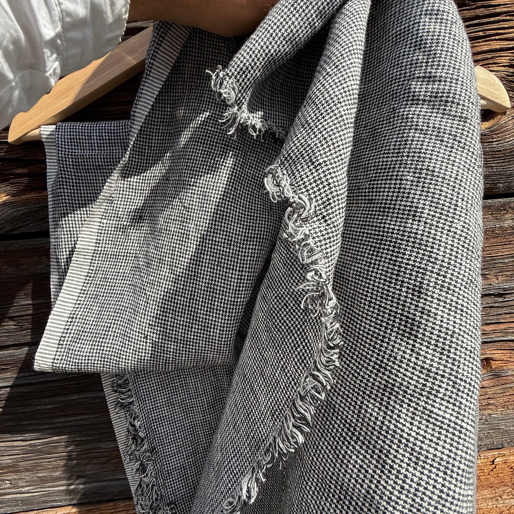 Tuz Fringe Linen Scarf in Houndstooth by Fog Linen