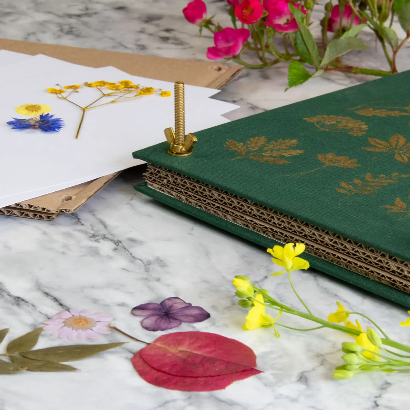The Botanical Flower Press – Linen Cover & Gold Foil by Botanopia
