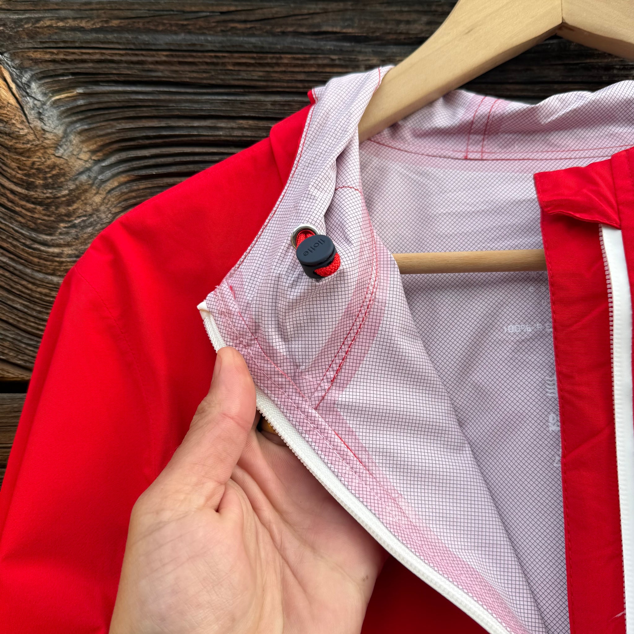 Long Amelot Raincoat by Flotte
