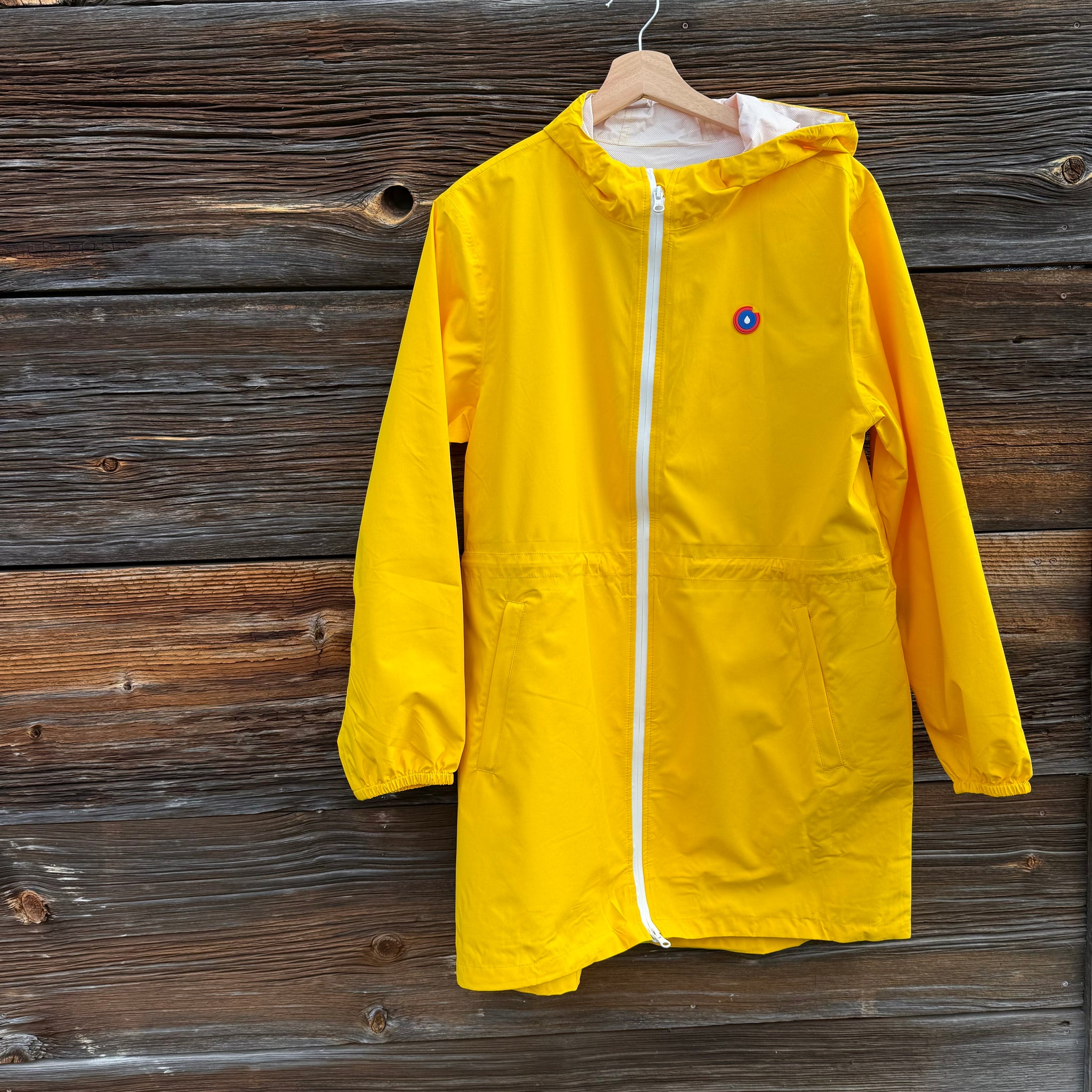 Long Amelot Raincoat by Flotte