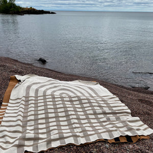 Arches Throw in Ceniza/Taupe by Stacy Garcia for In2Green