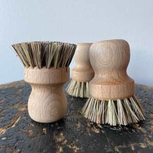 Beechwood Pot and Pan Brush