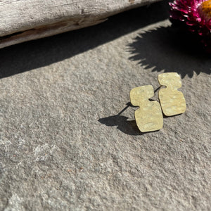Cairn Earrings by Mulxiply