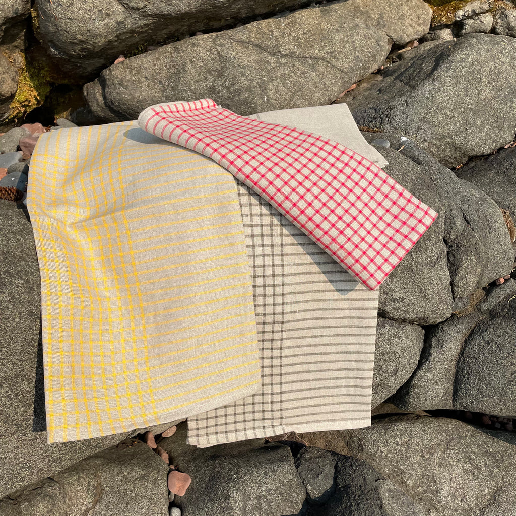 Lightweight Grid Linen Dish Towel by Goodlinens
