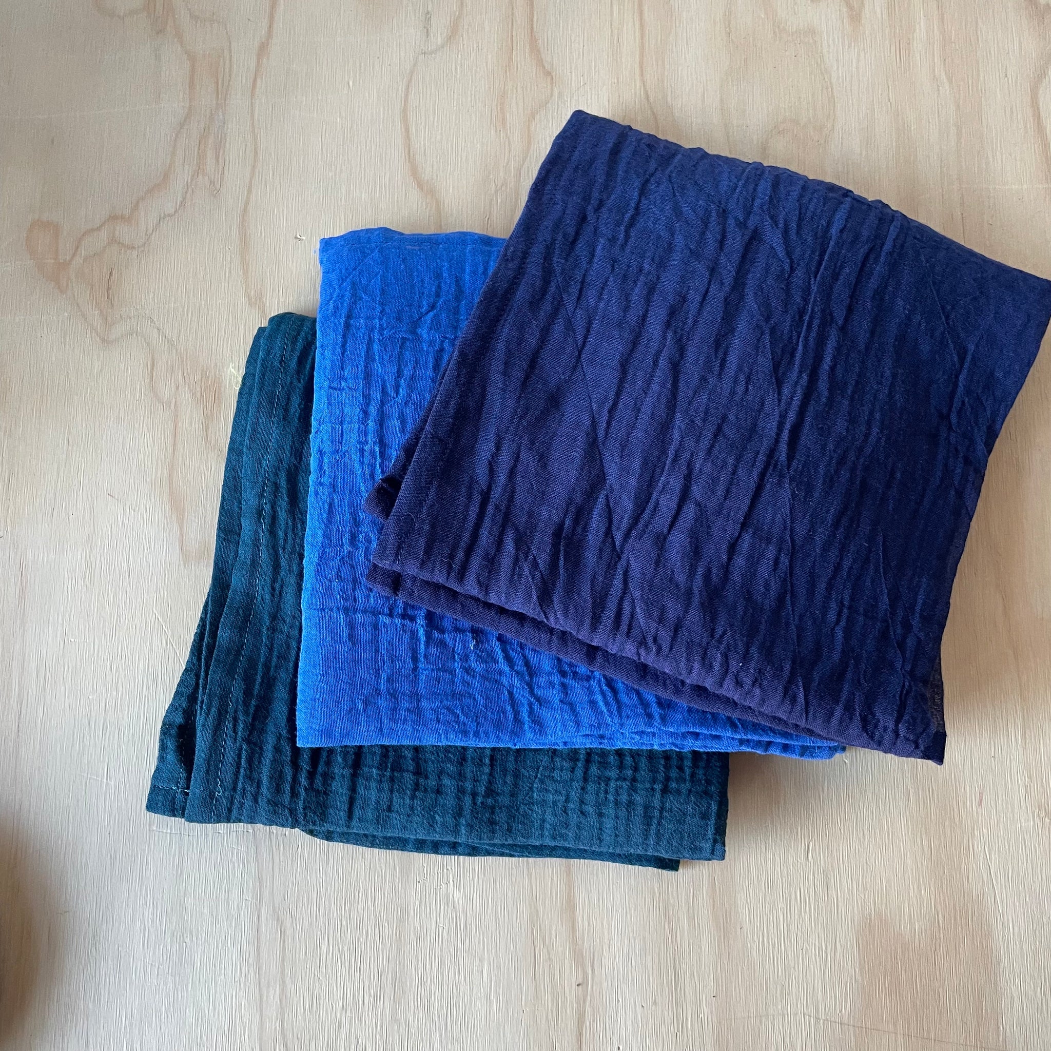Neck Scarf in Blue Tones by Scarfshop