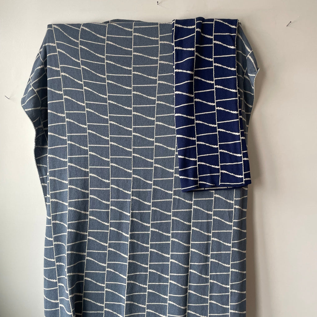 Reversible Wave Throw by In2Green