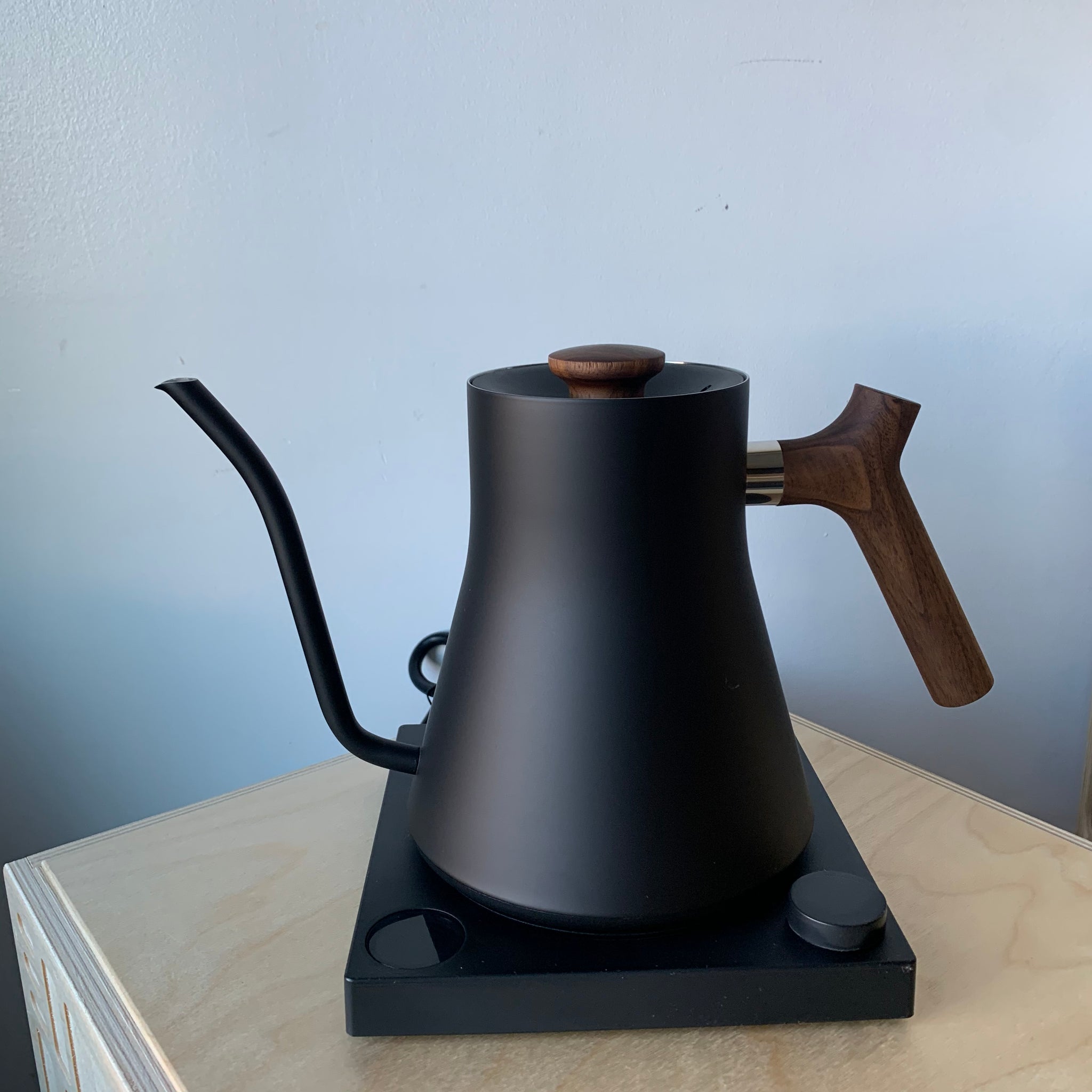 Stagg EKG Electric Pour Over Kettle (Matte Black & Maple)