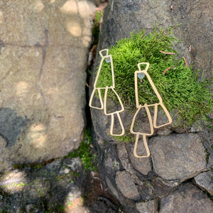 22 Carat Gold Swing Stud by Insync Design